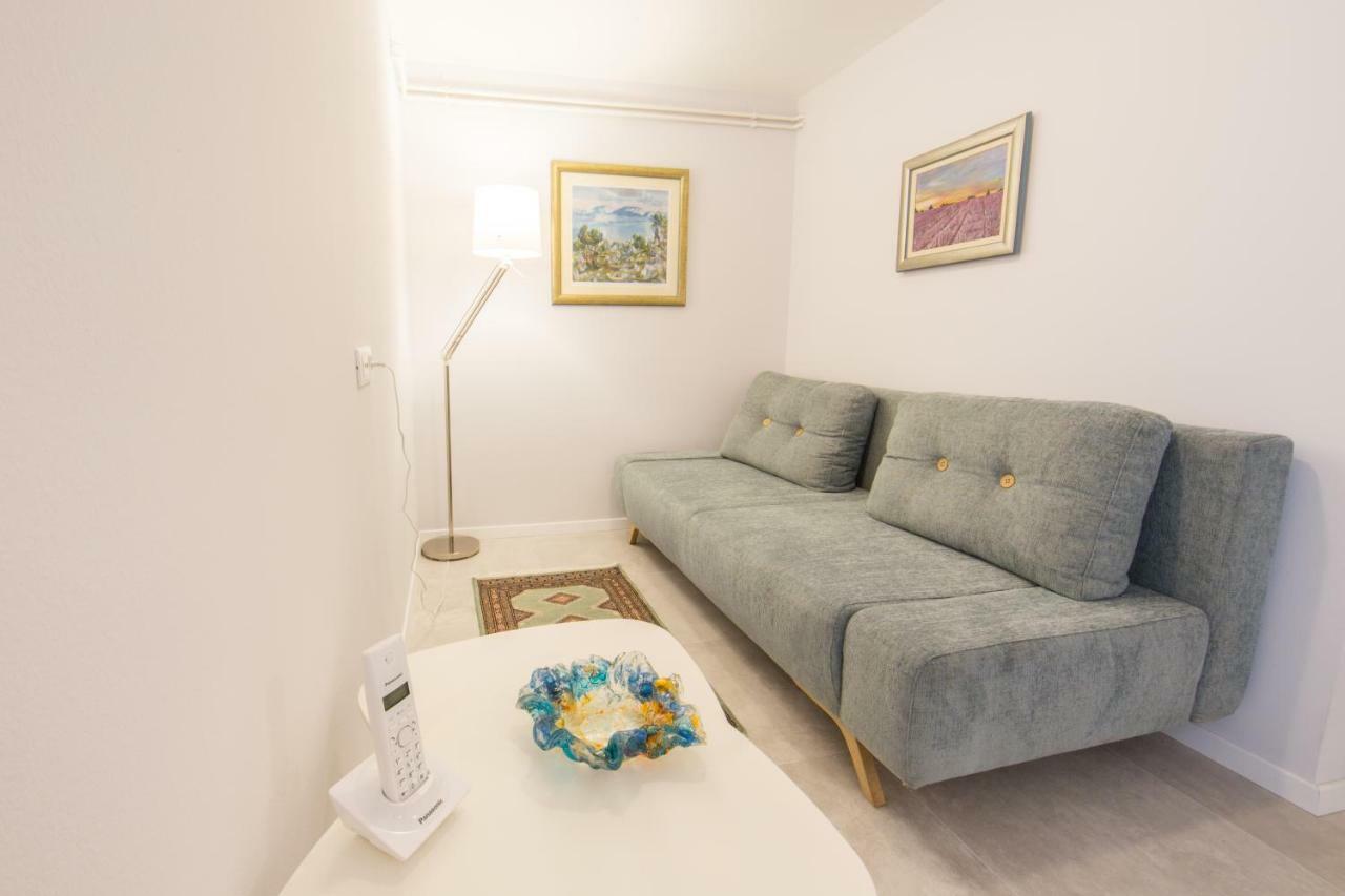 Melody M Apartment With Private Pool Split Dış mekan fotoğraf