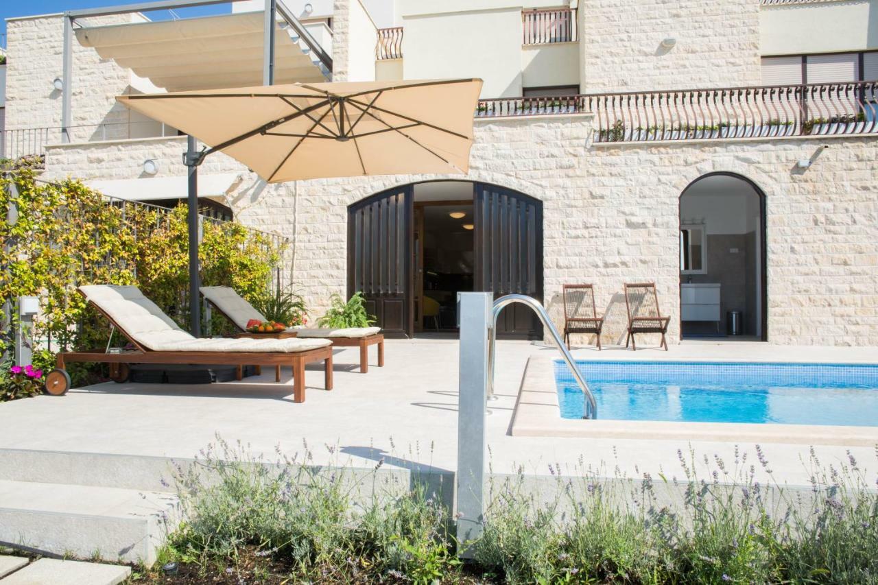 Melody M Apartment With Private Pool Split Dış mekan fotoğraf